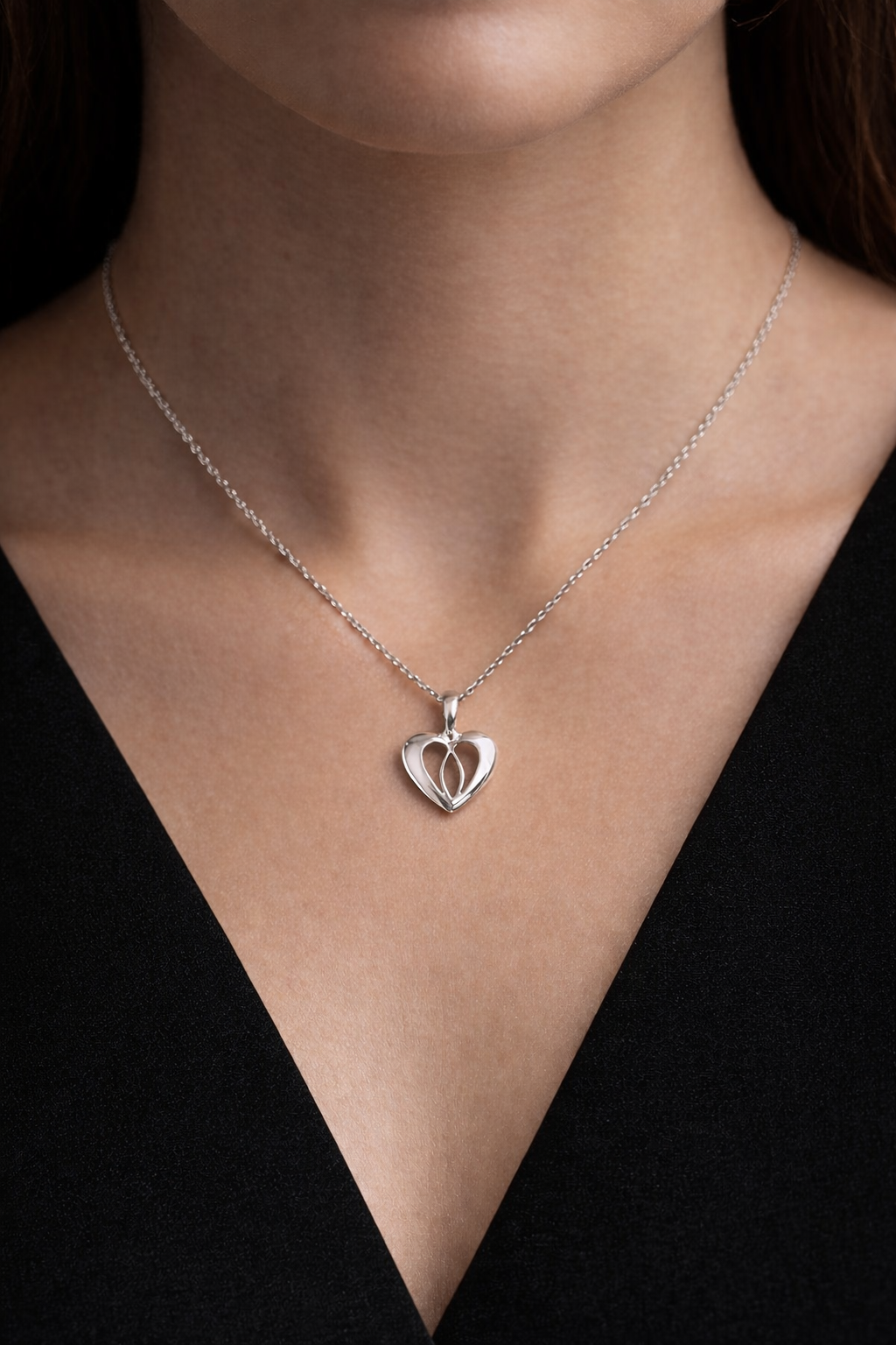 Heart minimal 925 sterling silver unisex pendant with chain