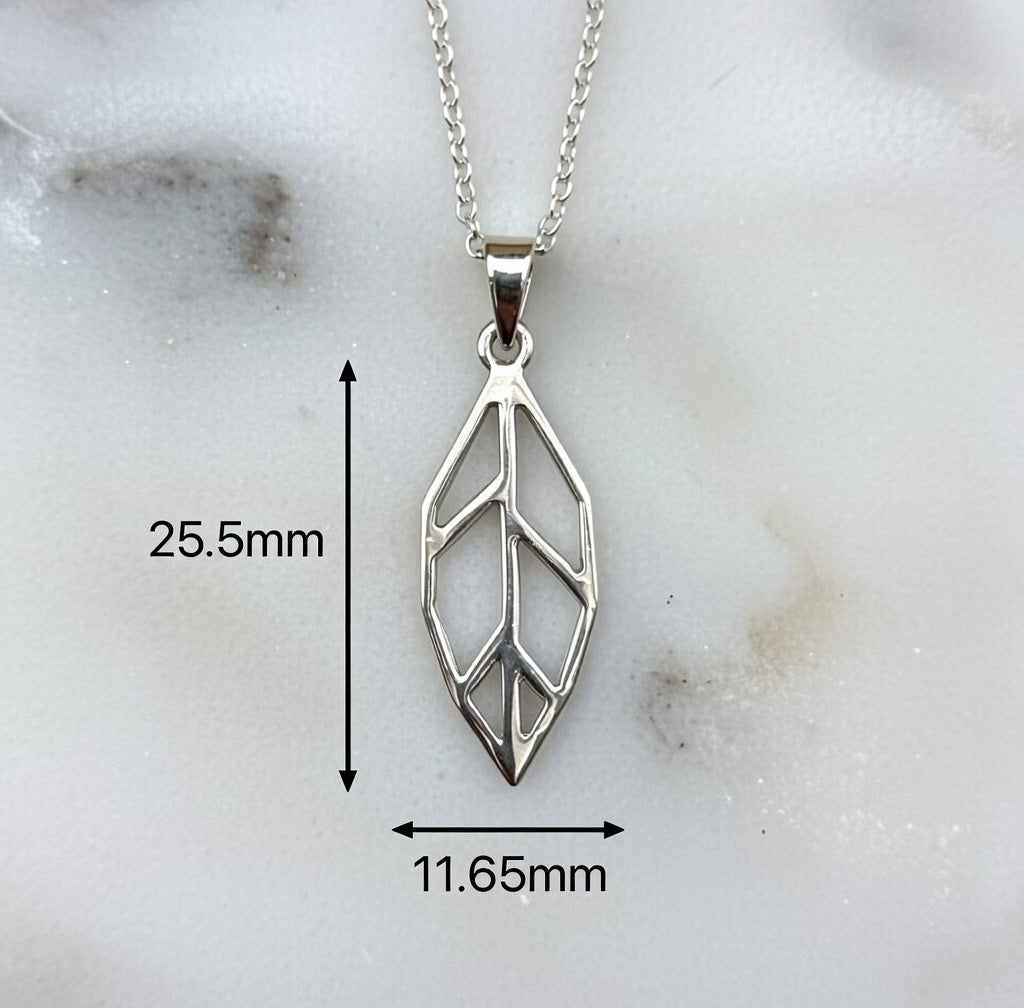 Leaflet geometric 925 sterling silver unisex pendant with chain