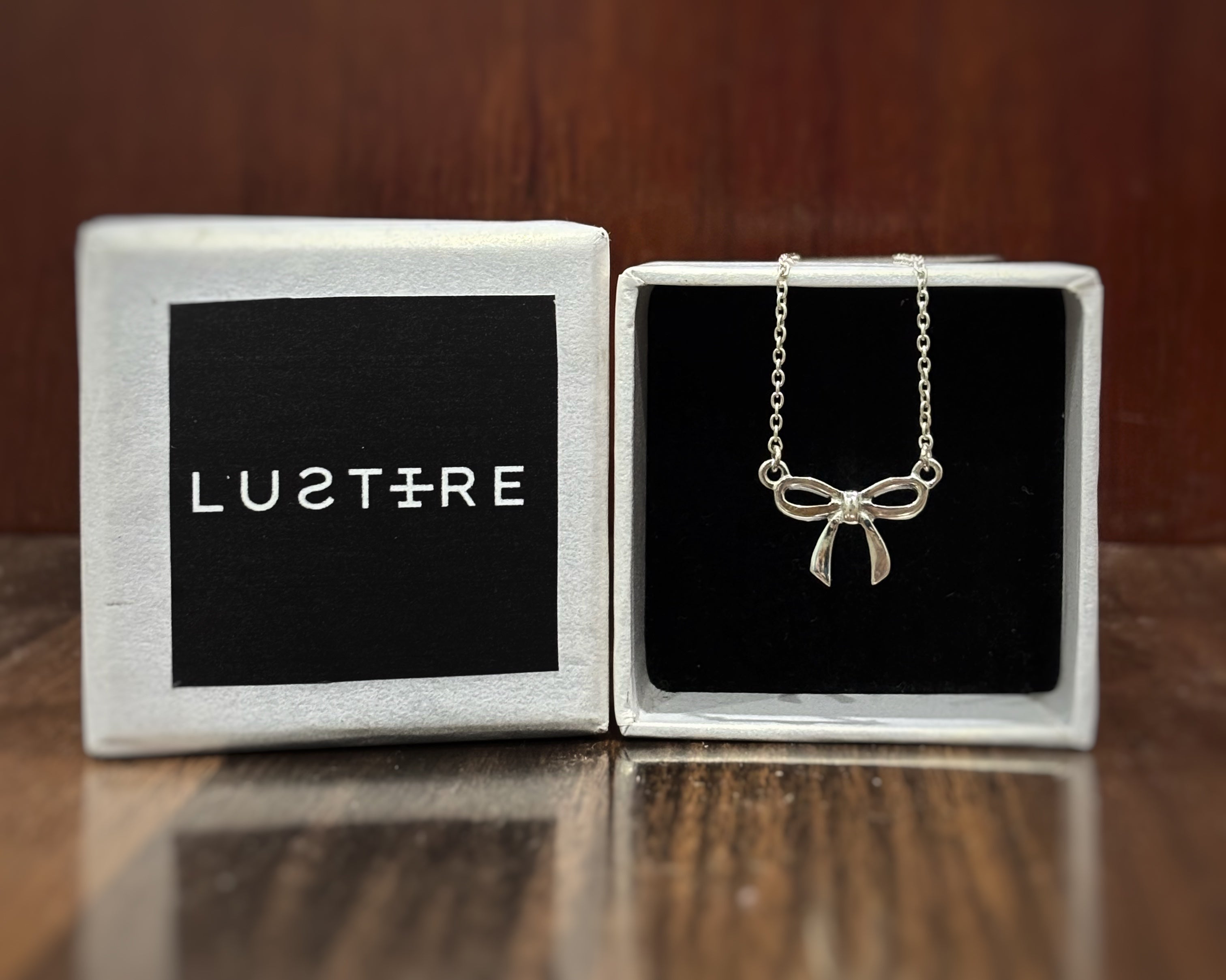 Bow 925 sterling silver unisex pendant with chain