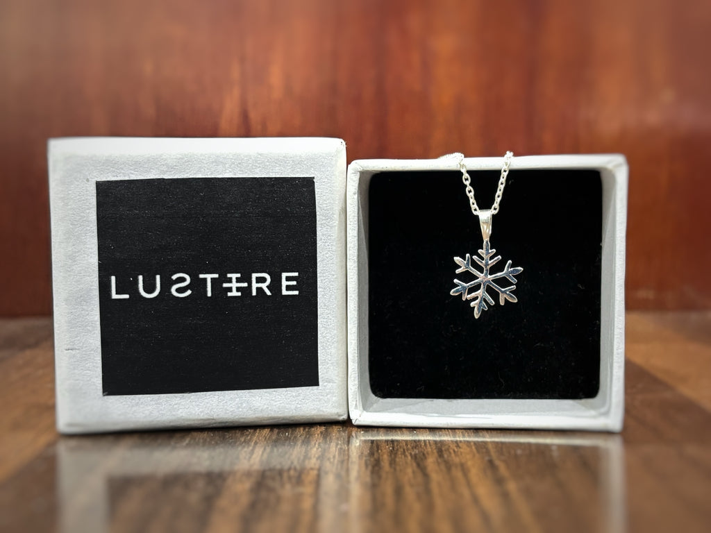 Snowflake 925 sterling silver unisex pendant with chain