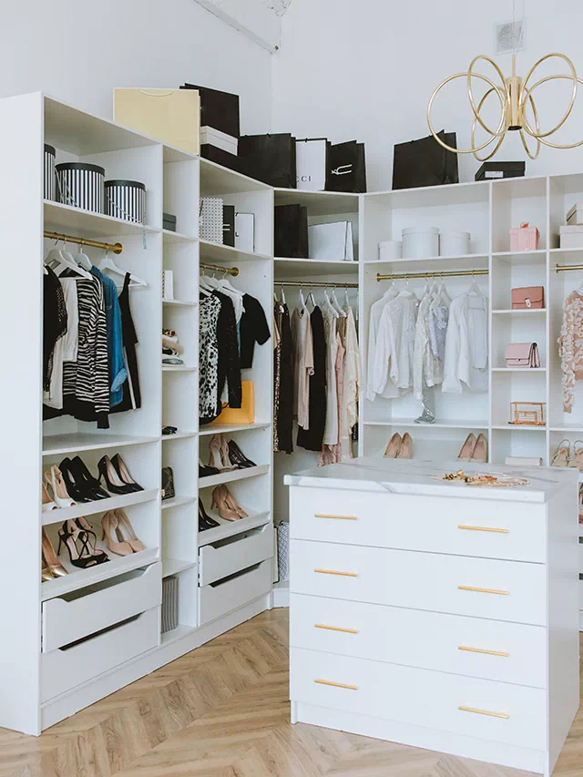 How to Build a Capsule Wardrobe: 5 Tips for Beginners